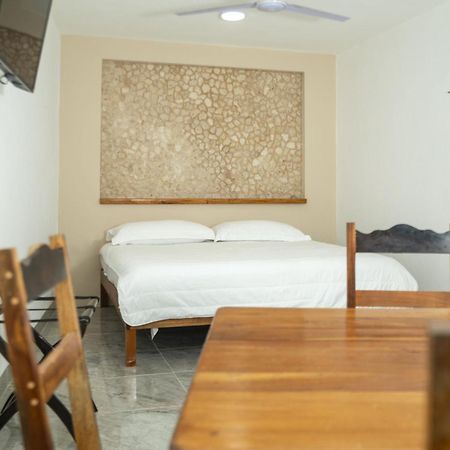 Casa Marco'S Hotel Valladolid  Bagian luar foto