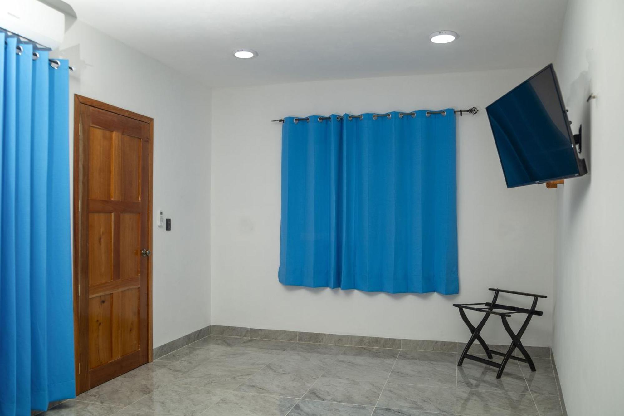 Casa Marco'S Hotel Valladolid  Bagian luar foto