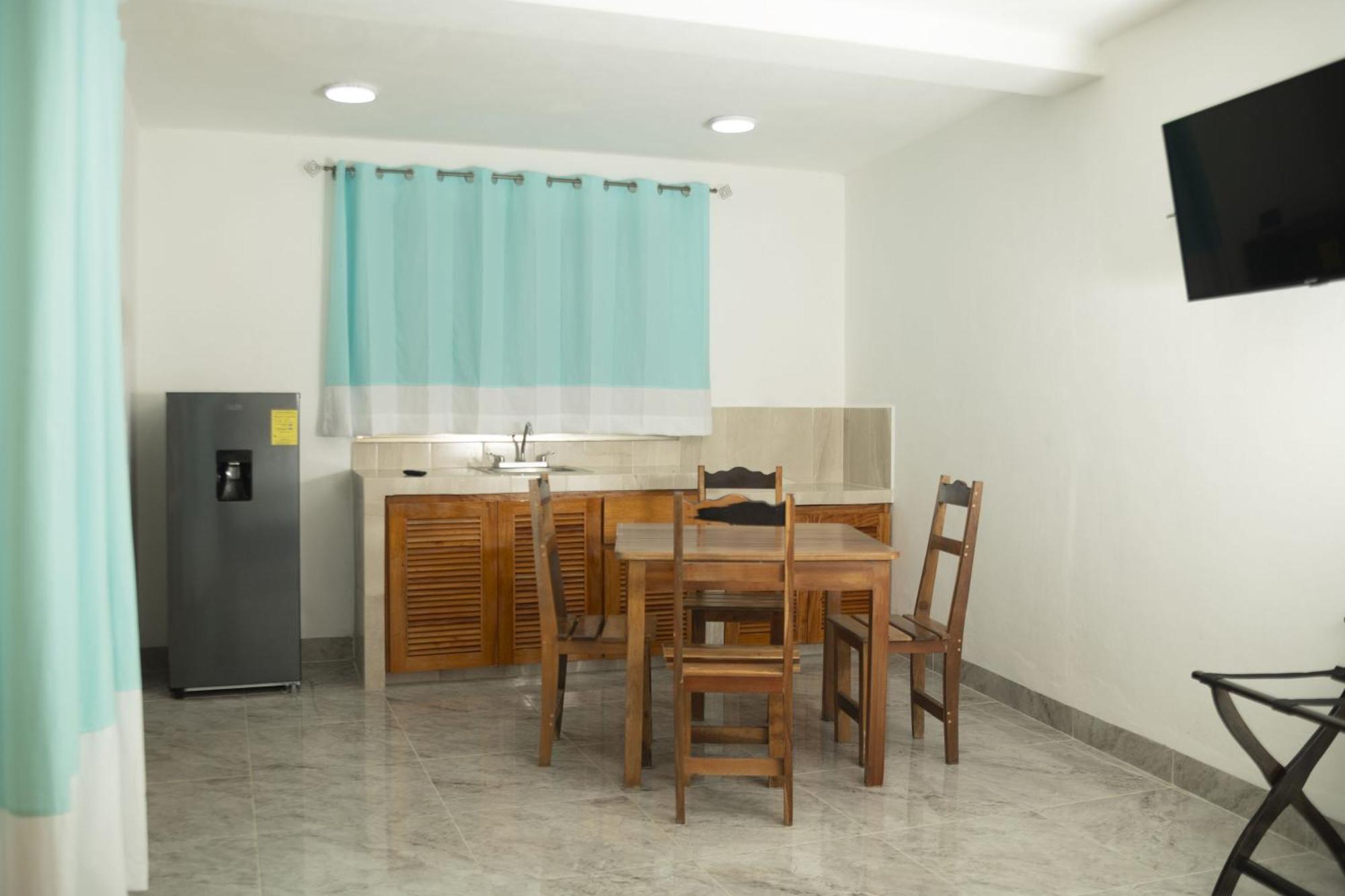 Casa Marco'S Hotel Valladolid  Bagian luar foto